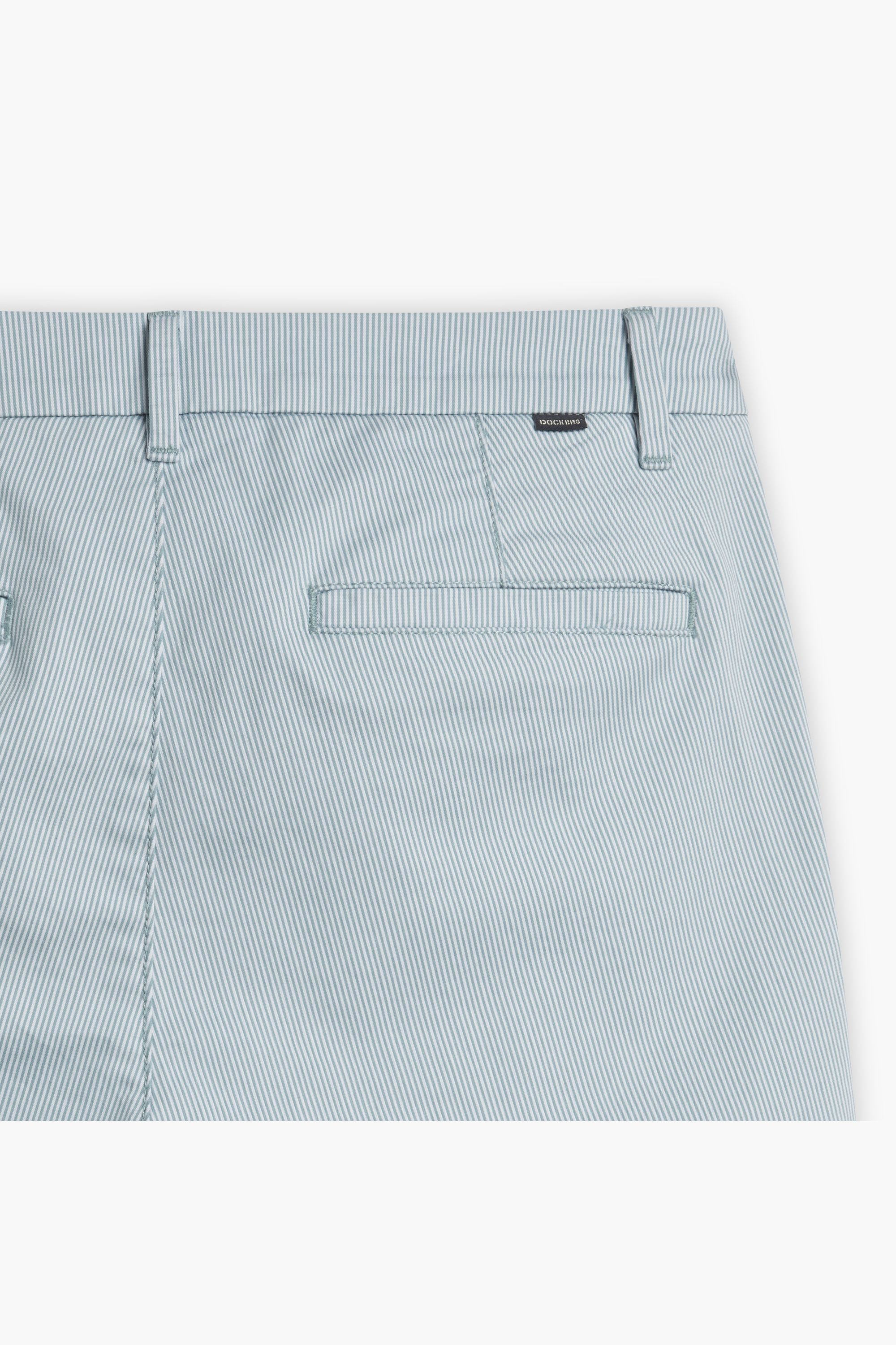 Chino de week-end, coupe slim