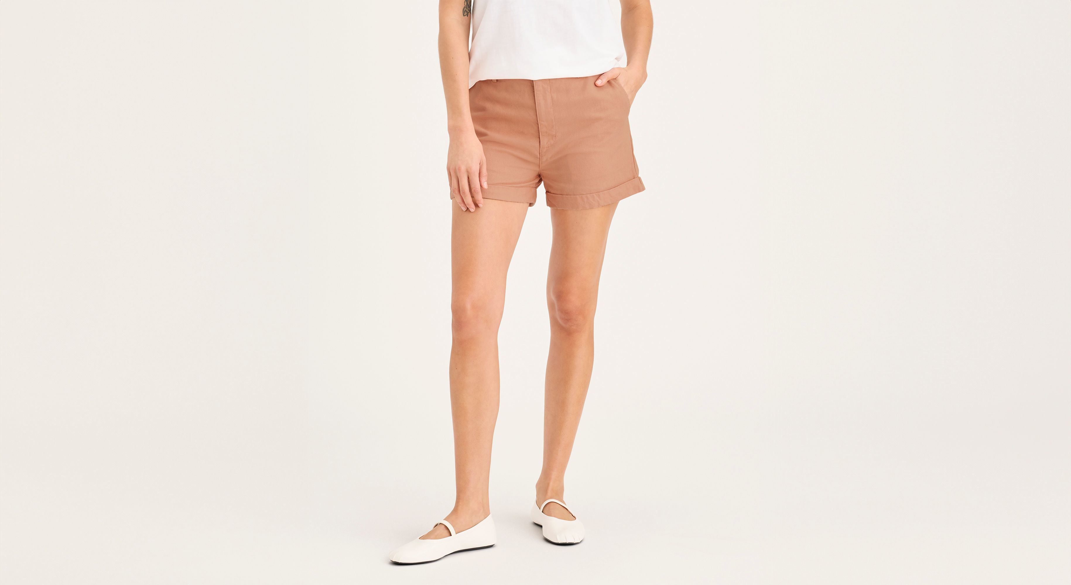 Short chino original pour femme