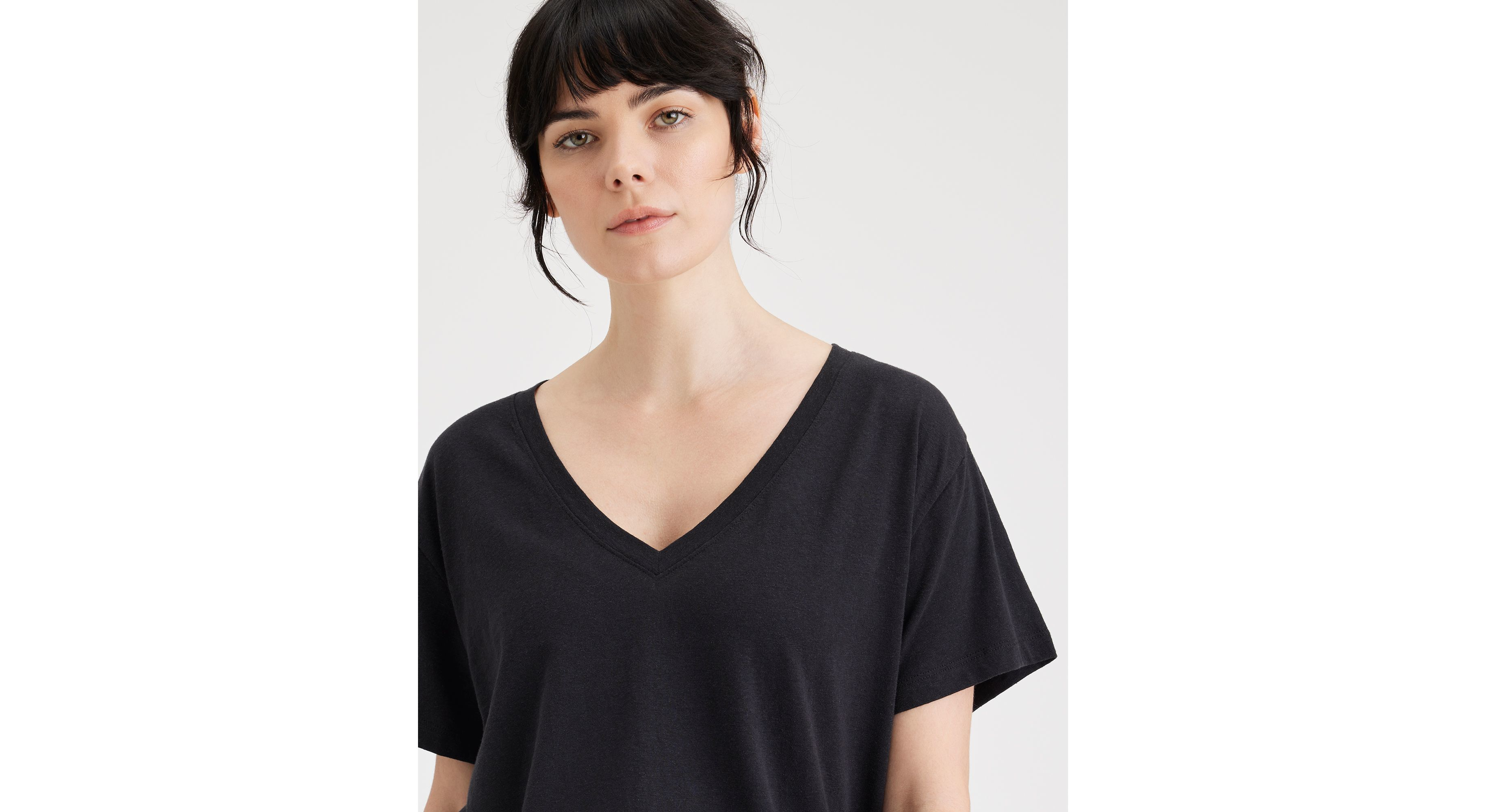 T-shirt col V profond pour femme