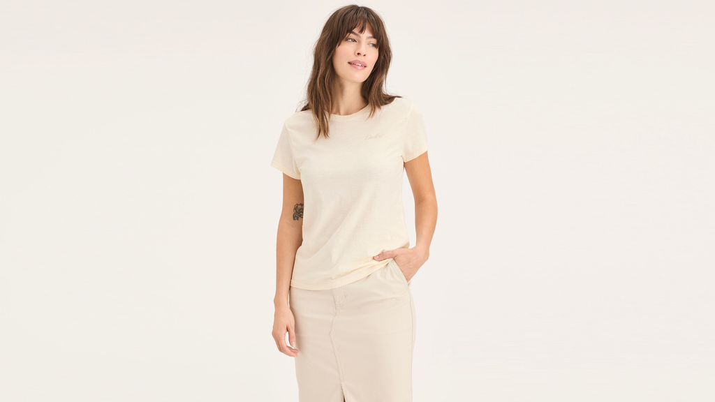 T-shirt graphique slim fit pour femme