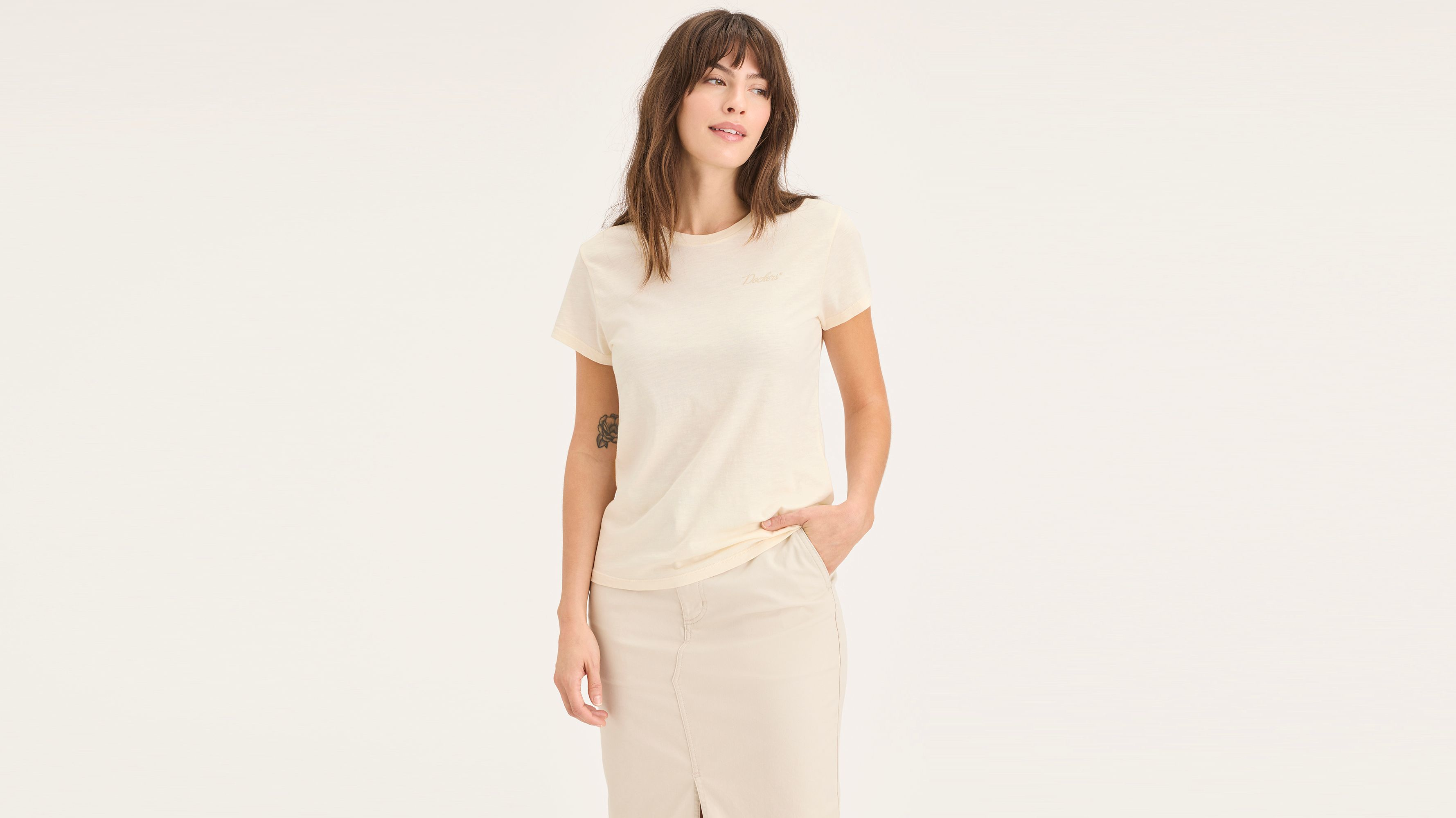 T-shirt graphique slim fit pour femme