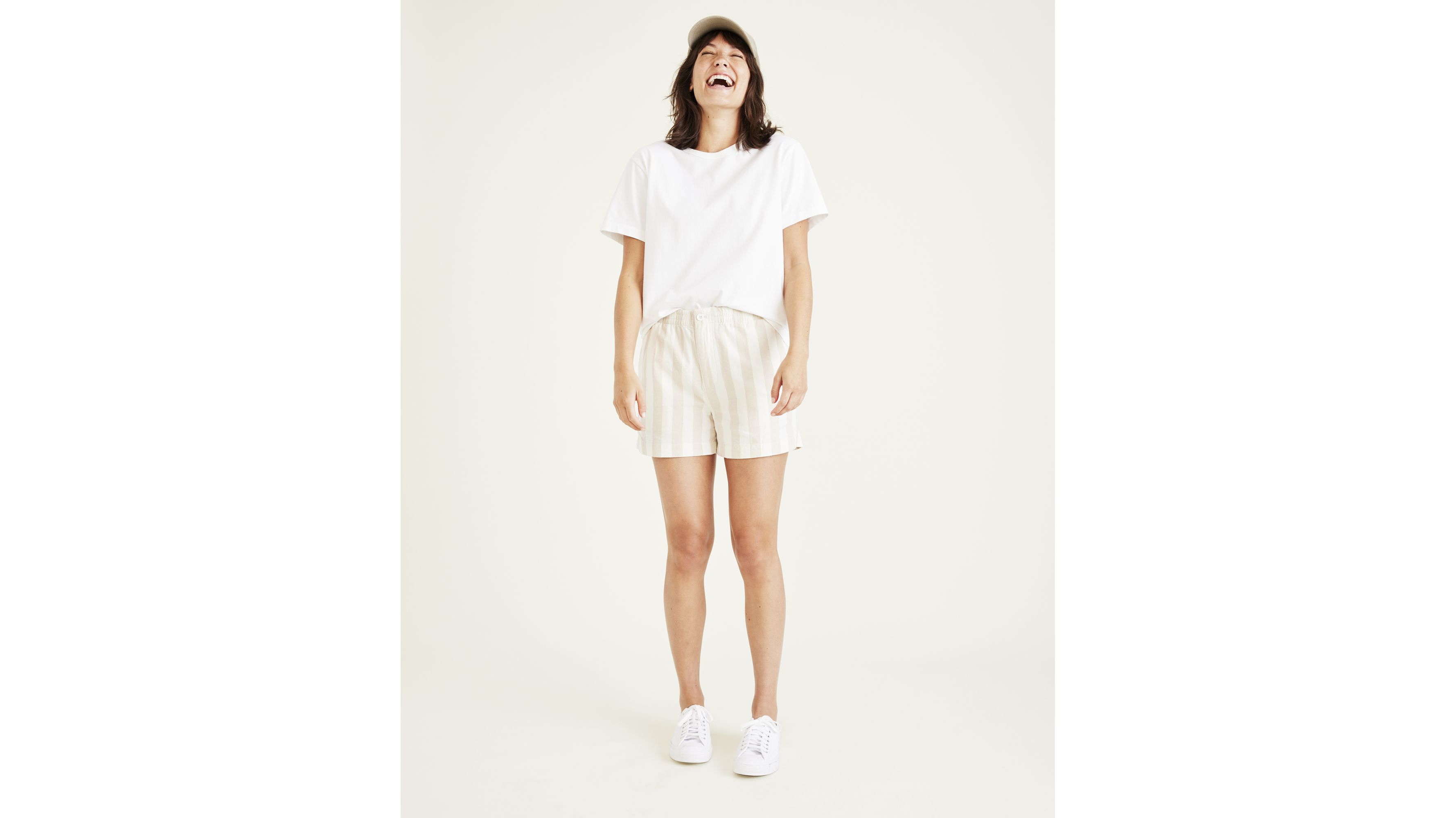T-shirt ras du cou coupe classique pour femme