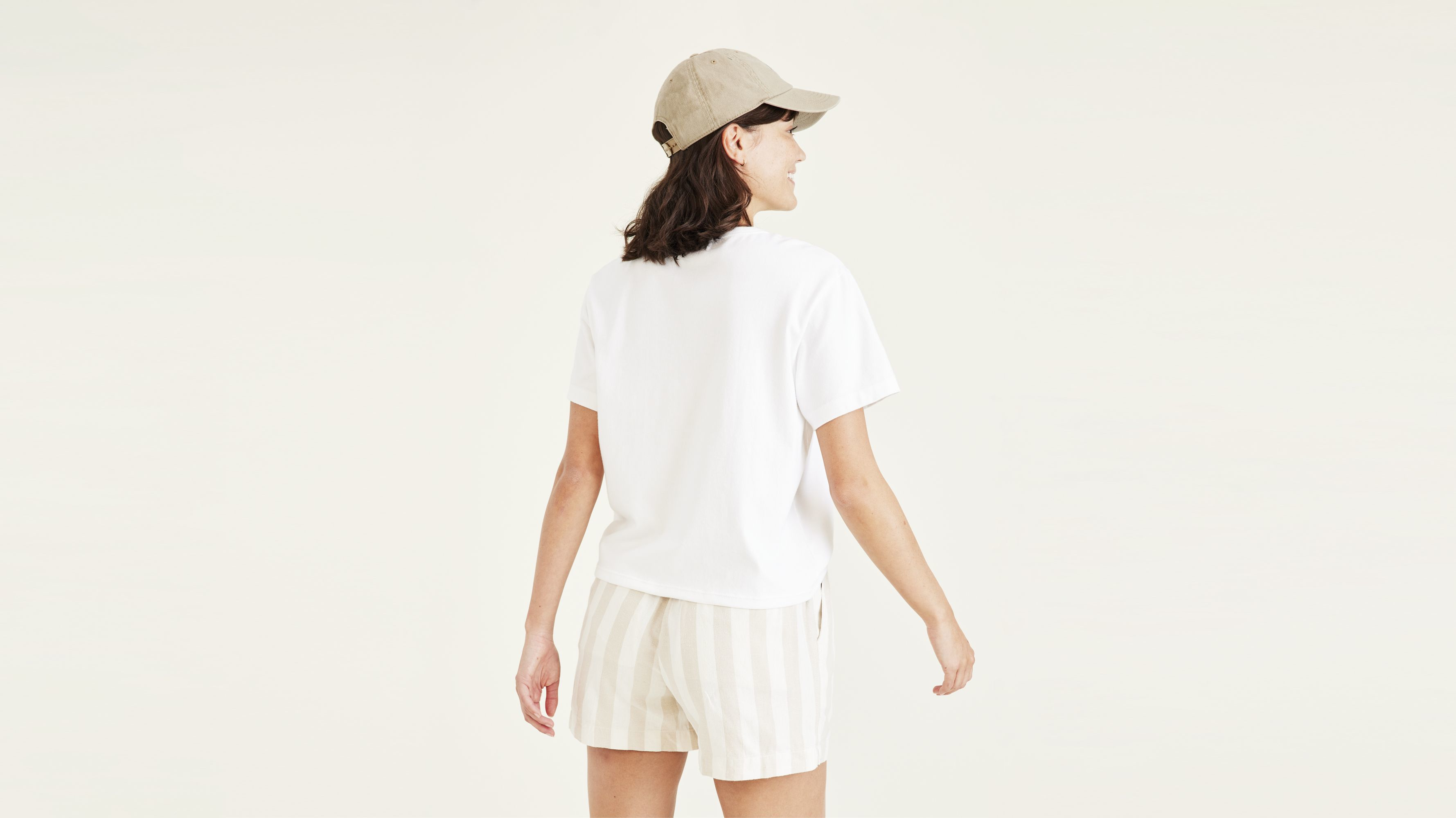 T-shirt ras du cou coupe classique pour femme