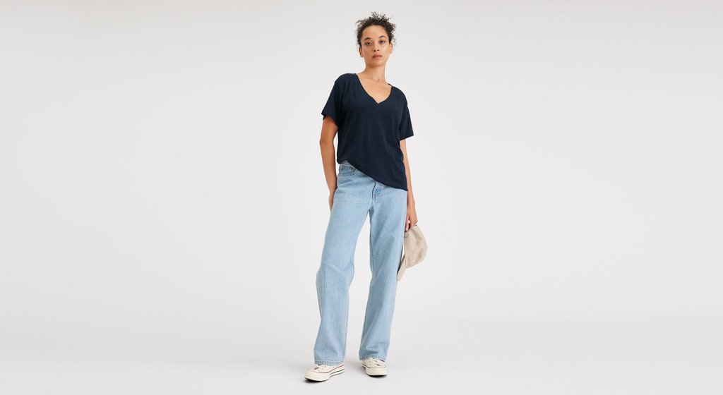 T-shirt col V profond pour femme