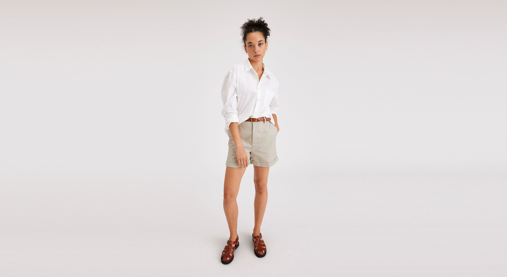 Short chino original pour femme