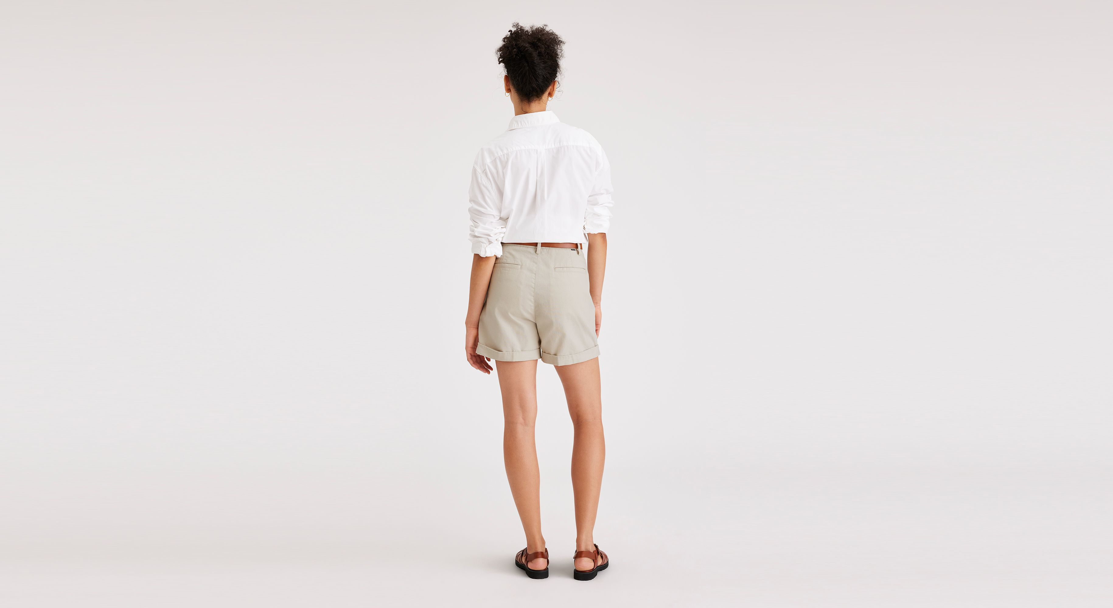 Short chino original pour femme